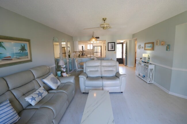 Photo - 4250-4A1A A1A S