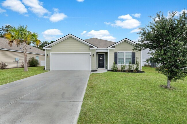 Photo - Bright & Spacious 4-Bedroom Home in Savannah’s Godley Park