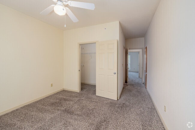 D1THG - 3BR, 2.5BA - 1,545SF - Primary Bedroom - South Slope