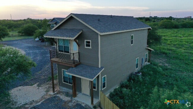 Building Photo - 5024 S Old Bastrop Hwy Rental