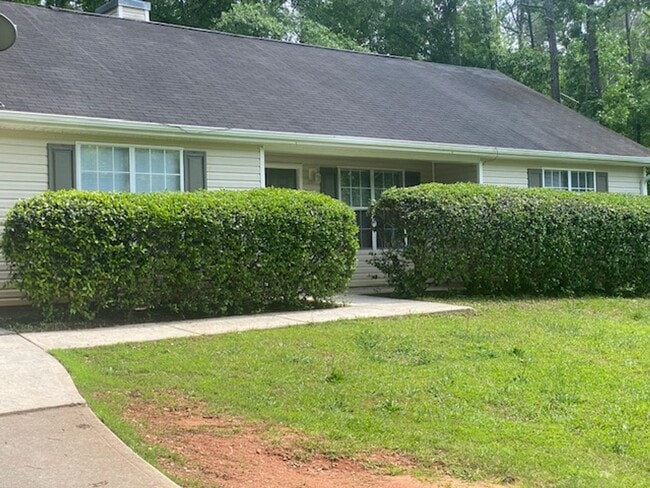 Photo - Ranch Style home in Locust Grove