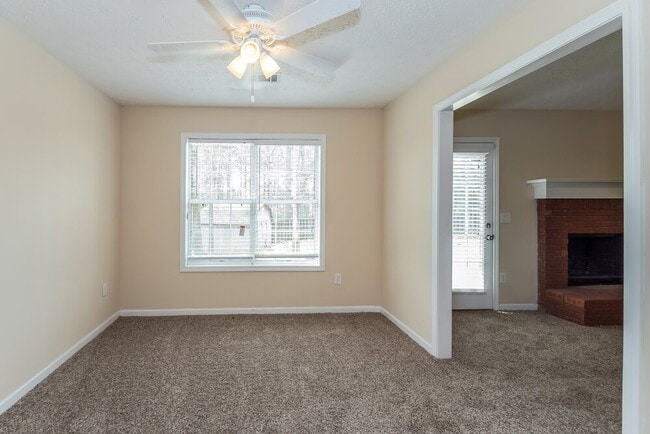 Photo - 4171 Edenbrooke Cir SW