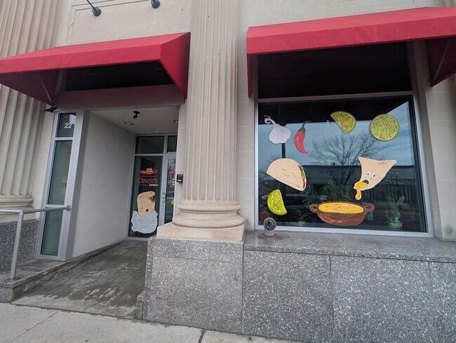 Photo - 22 S Main St Unidad 205