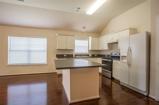 Photo - 11304 Hidden Bay Dr