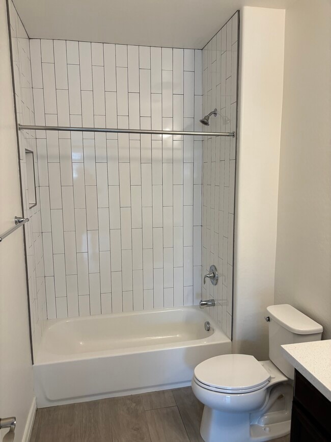 Building Photo - 5100 E Rancho Paloma Dr Unit 2051