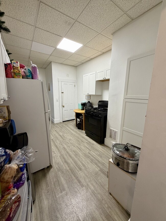 Photo - 224 W Otterman St