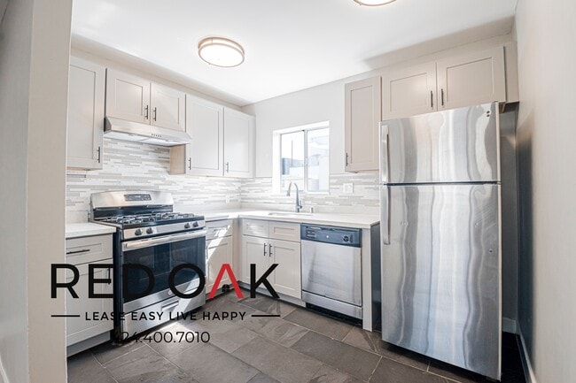 Photo - 3146 S Halm Ave Unit 1