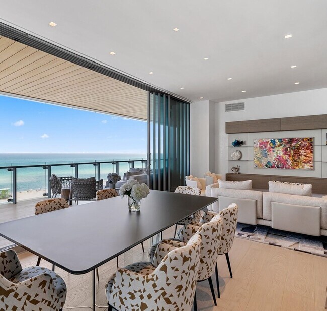 Photo - 5775 Collins Ave Unidad 703