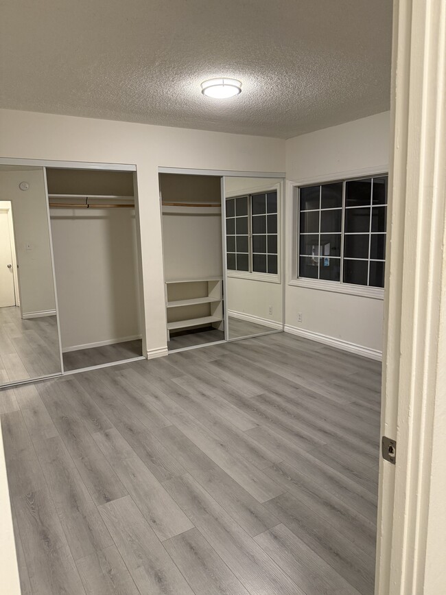 Photo - 2028 N Commonwealth Ave