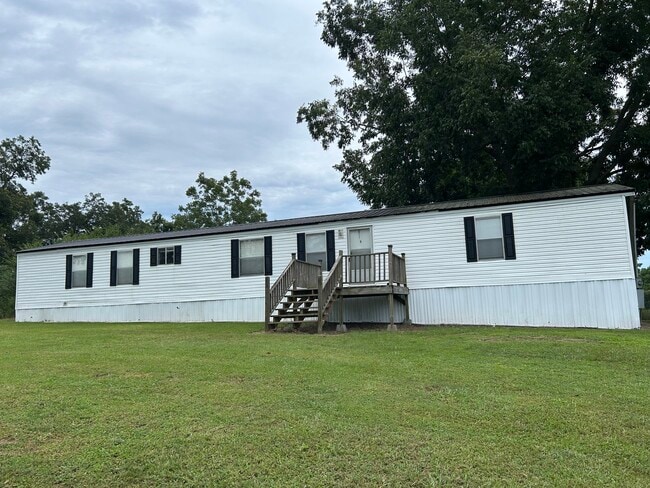 Building Photo - 1733 Birdford Lake Rd Rental