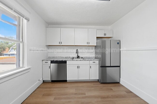 Building Photo - 1509 N Wall St Unit 1509b