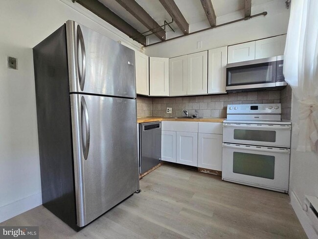 Photo - 2620 E Somerset St Townhome