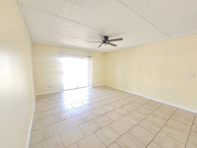 Photo - 2845 Somerset Park Dr Unidad 203
