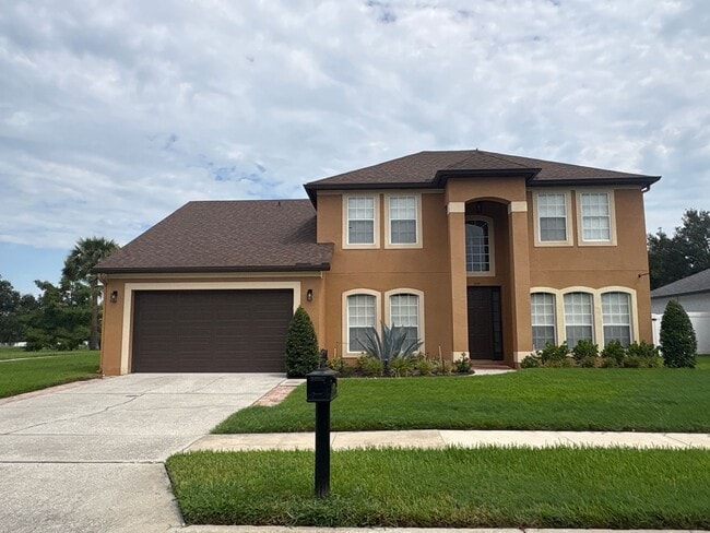 Photo - 353 Lake Amberleigh Dr