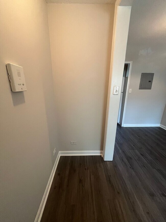 212 N George Mason Dr Unit 4