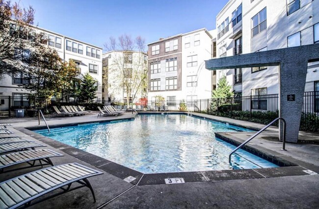 Building Photo - 821 Ralph McGill Blvd NE Rental