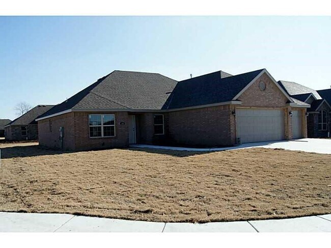 Photo - 1101 SW Eventide St