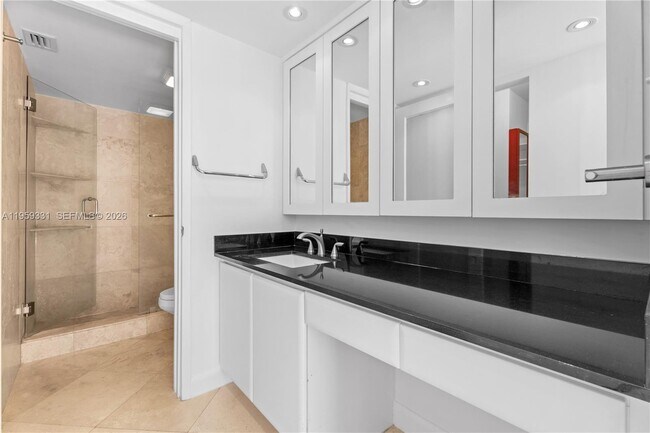 Photo - 1901 Brickell Ave