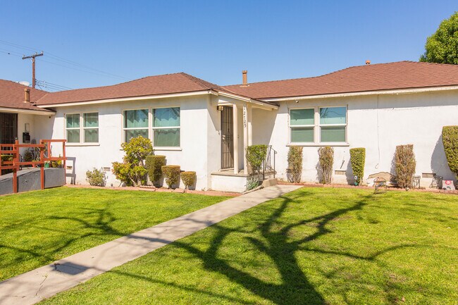 12725 La Cuarta St Unit 12725 La Cuarta Street