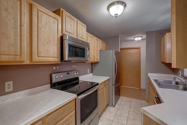 Photo - 102 Prairie Heights Dr Unit 416