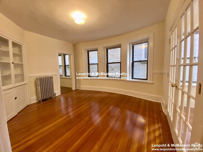 Building Photo - 880 Massachusetts Ave Unit 7 Rental