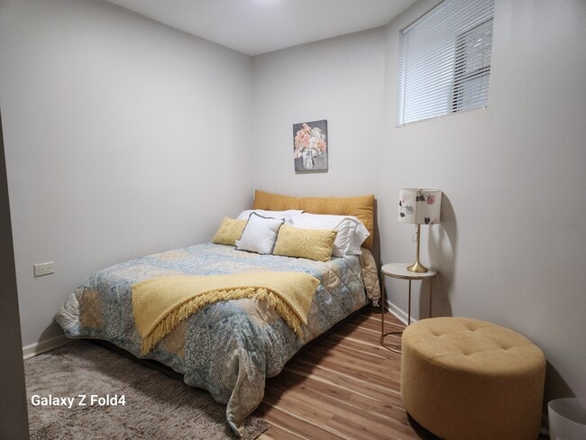 Photo - 4834 S Michigan Ave Unit Spacious Two Bedroom Flat in Bronzeville