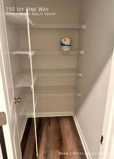 Photo - 150 Ivy Vine Wy