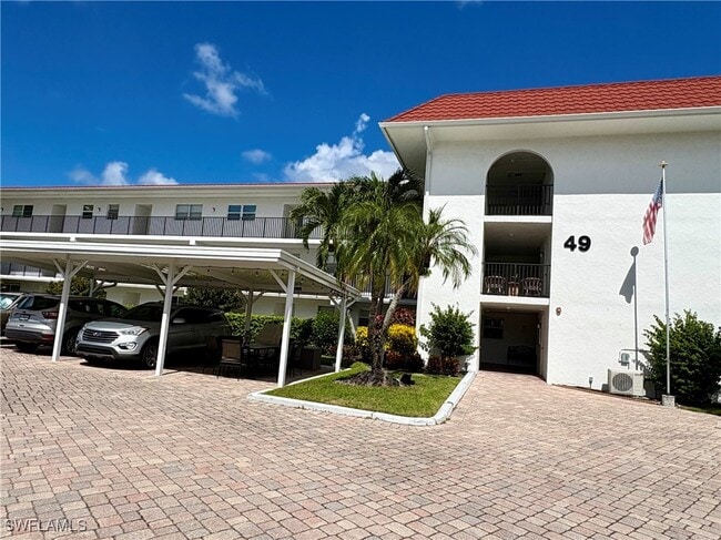 Building Photo - 49 High Point Cir S Unit 104