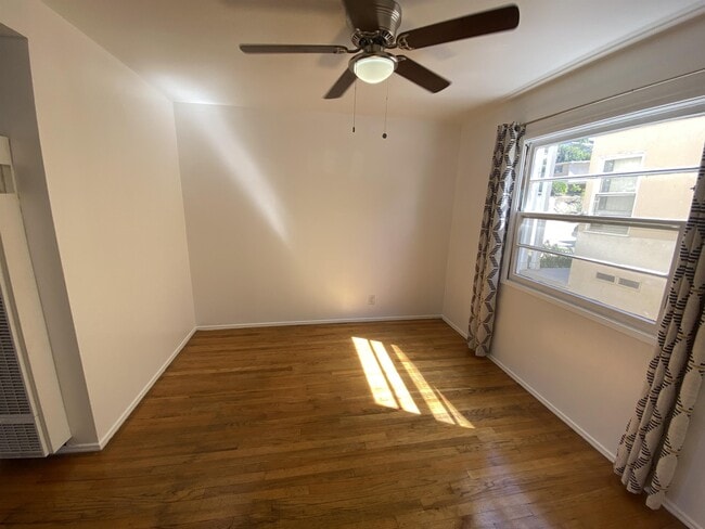 Photo - 2471 Silver Lake Blvd Unit 2471-A