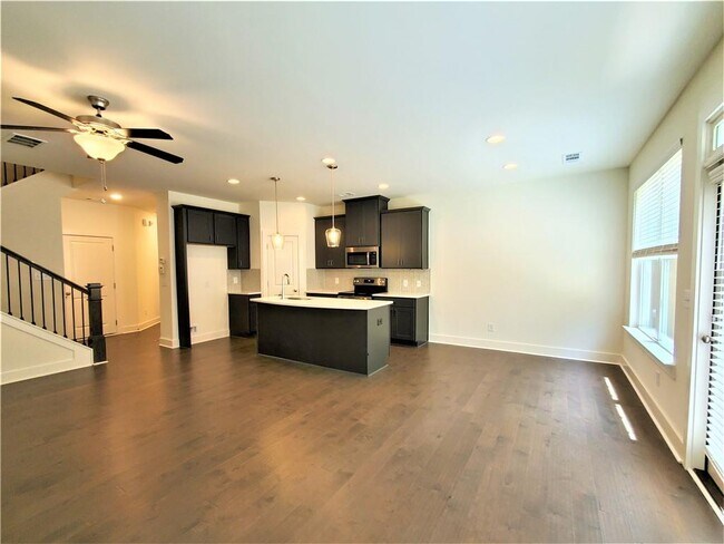 Photo - 389 Auburn Valley Wy