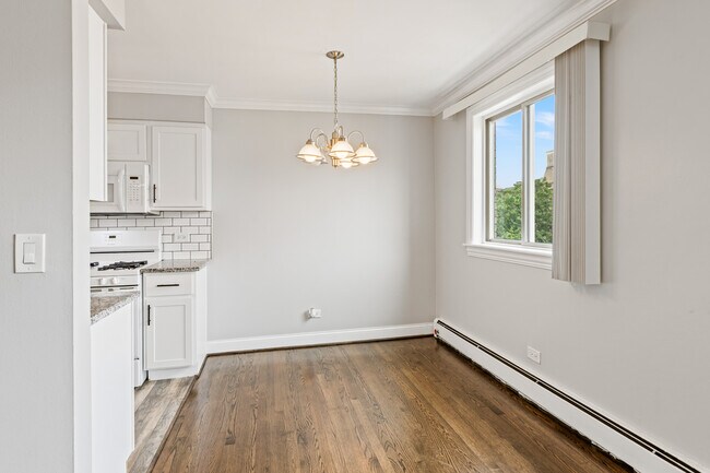 1060 W Hollywood Ave Unit 512