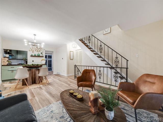 Photo - 1103 S Monaco St Pkwy Rental