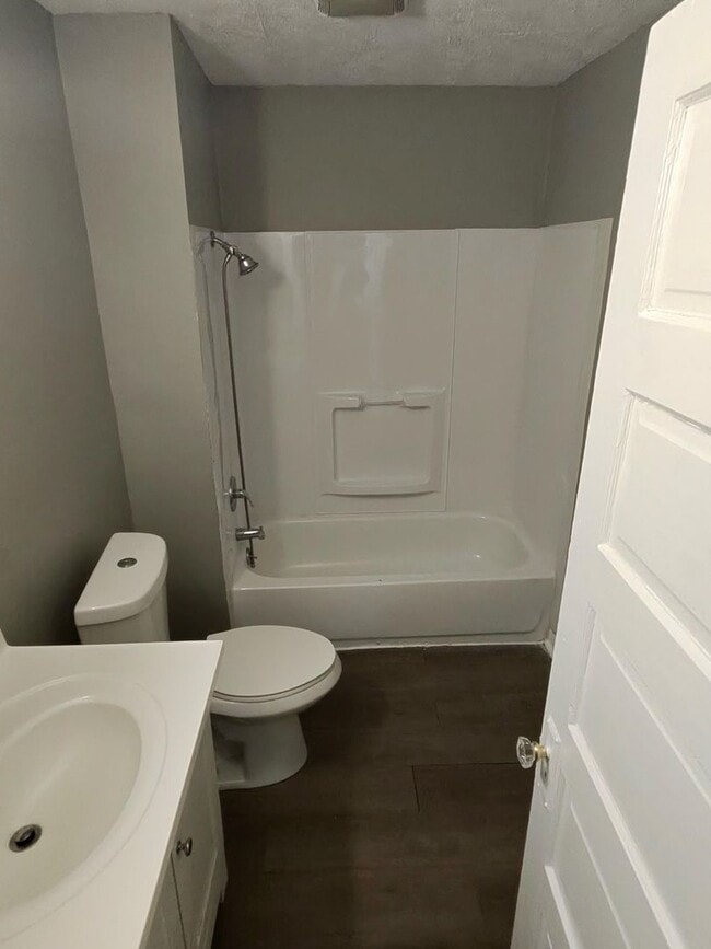 Photo - 10514 Mt Auburn Ave Unit Down Stairs