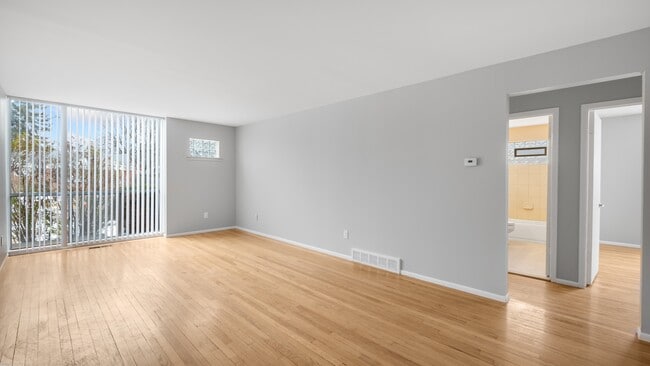 Photo - Galpin Apartments