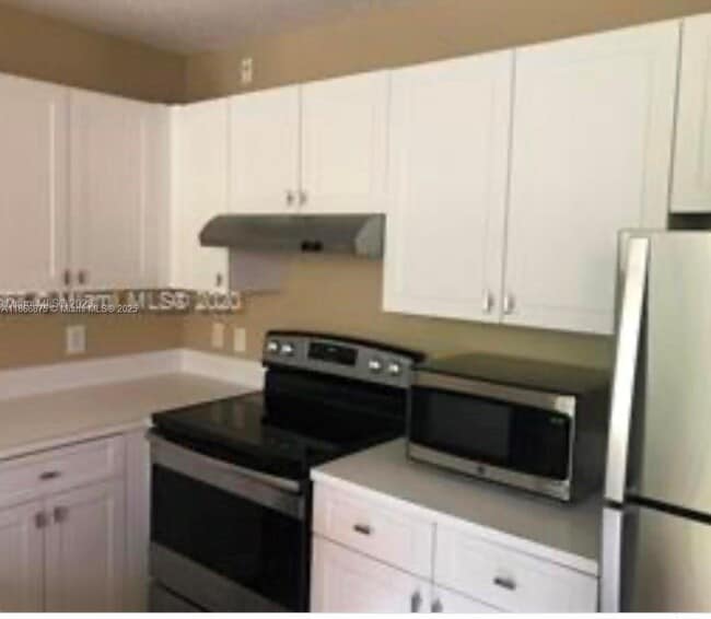 Photo - 19601 E Country Club Dr Unit 7204