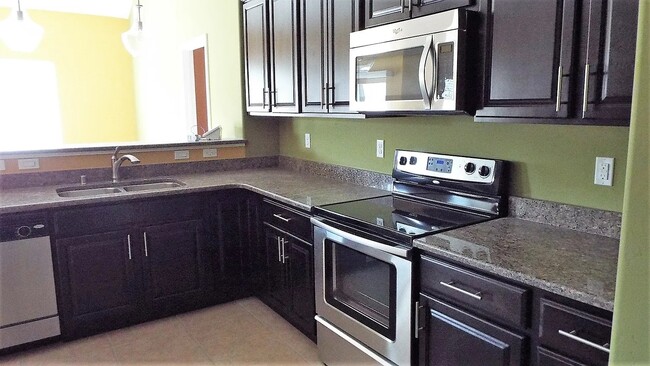 Photo - 2203 Silverado House