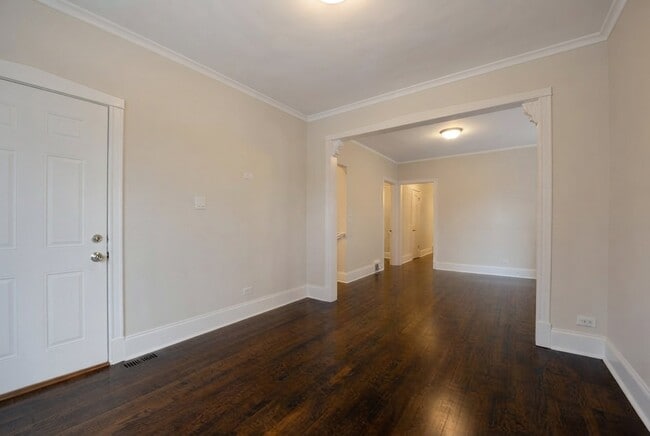 Photo - 2305 N Ridgeway Ave Unit 1