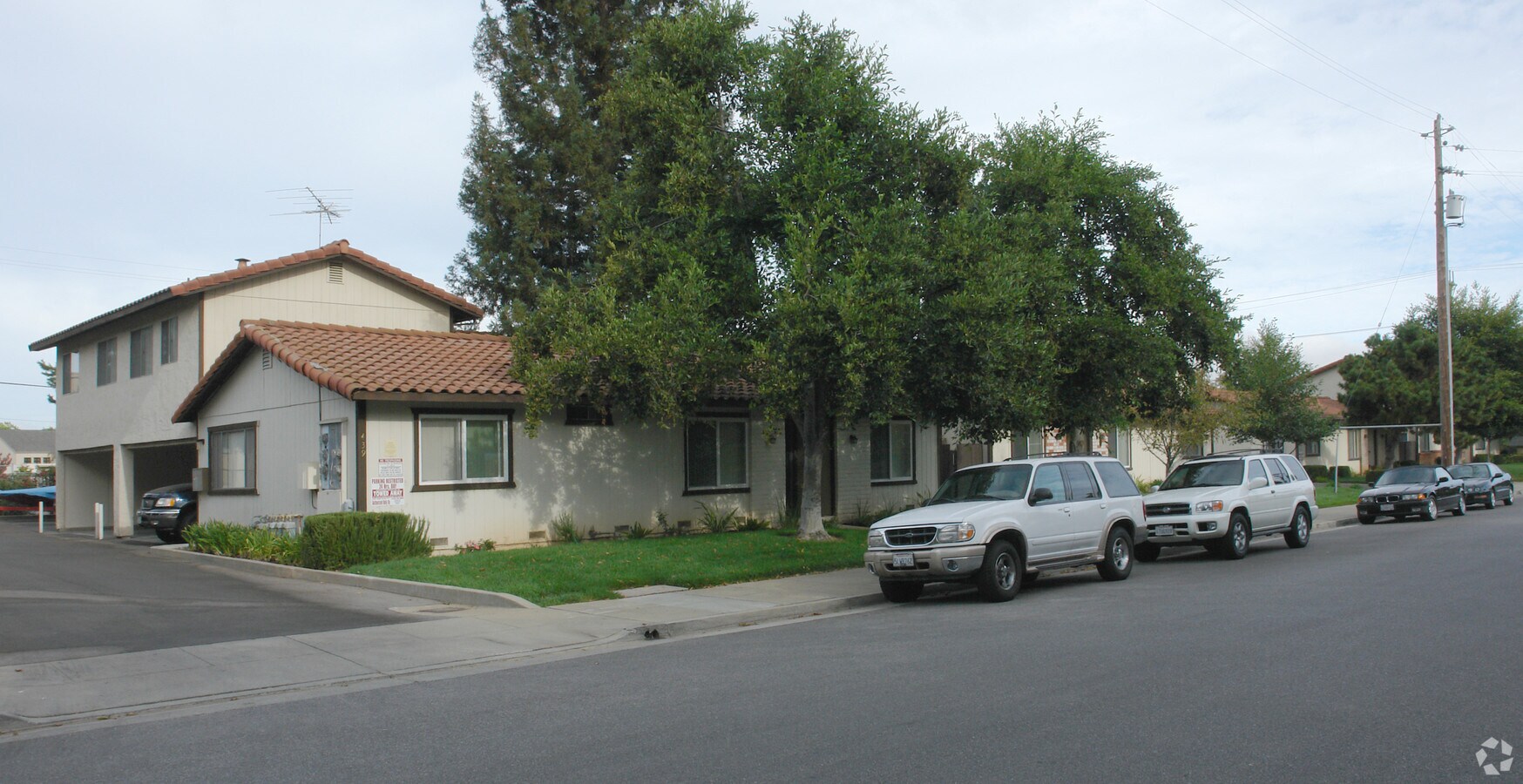 Village Patio Homes & Apartments - Village Patio Homes & Apartments
