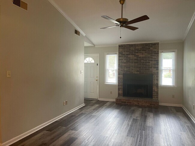 Photo - Nice 2 bedroom, 2 bath duplex