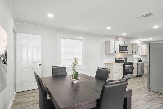 Photo - 125 Gramley St