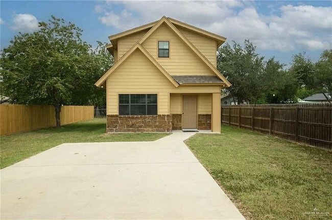 Building Photo - 205 Los Flores Ave Rental