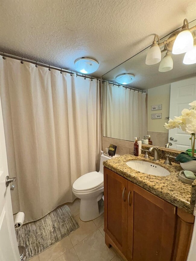 Photo - 3401 NW 44th St Unit 103