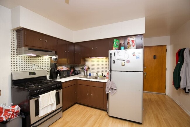 Photo - 1471 W Erie St Unit M07H