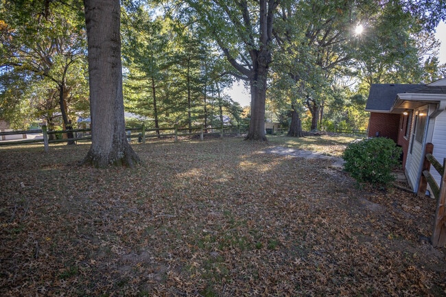 Photo - 634 Norris Dr