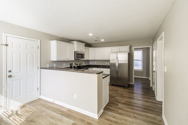 Photo - 1740 Jessica Ct