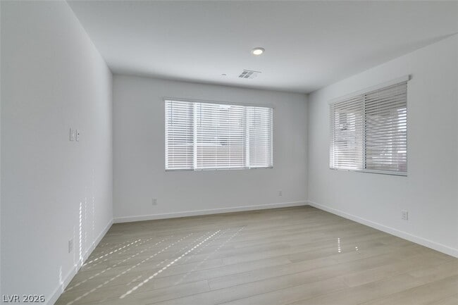 Photo - 379 Morgan Crst Dr