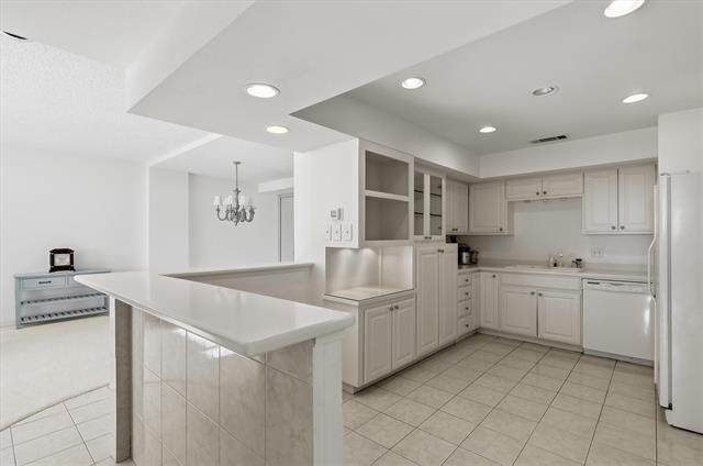 Photo - 5200 Keller Springs Rd Unit 1315