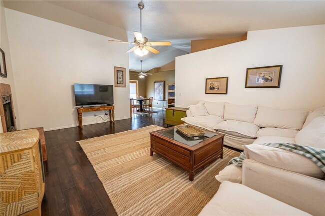 Photo - 3571 N Moore St