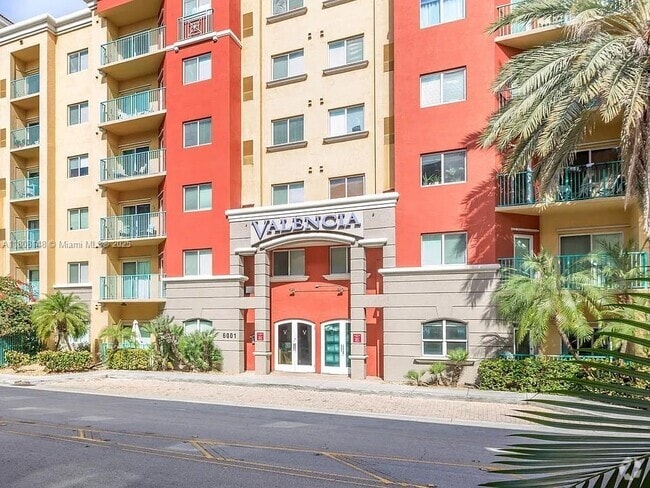 Building Photo - 6001 SW 70th St Unit 229 Rental