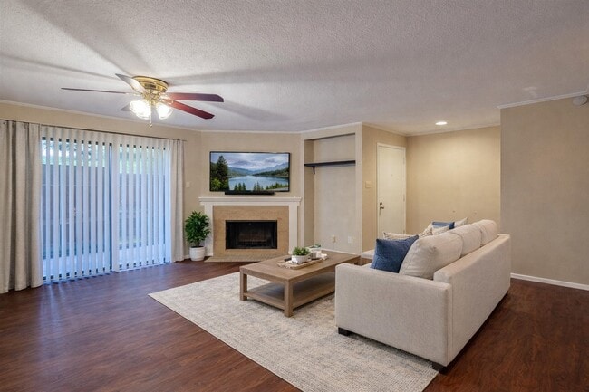 Building Photo - 2601 S Braeswood Blvd Unit 1305